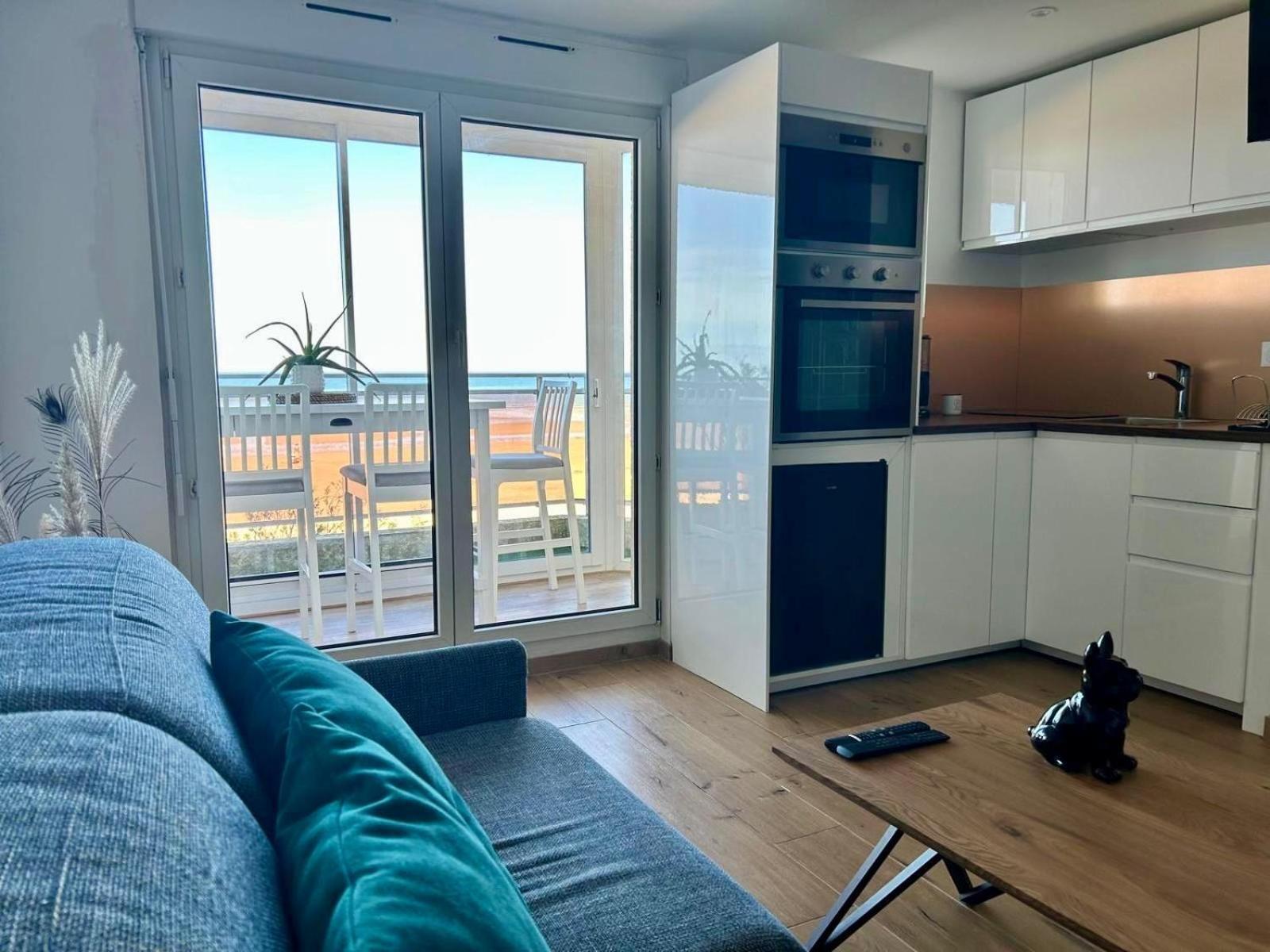 Mettons Les Voiles - Appt Vue Mer Avec Loggia Bernières-sur-Mer Dış mekan fotoğraf